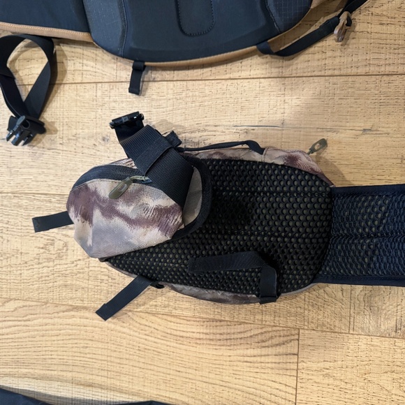 DAKINE Mountain Bike & Ski Bag BUNDLE - Picture 7 of 10